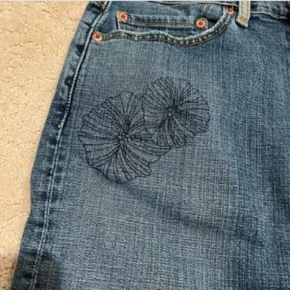 Levi’s Denim Skirt Size 8 - Picture 5 of 9